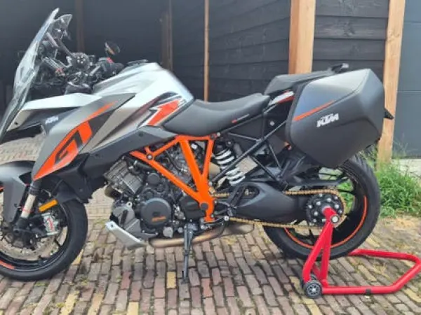 2016 KTM 1290 Super Duke GT - € 8.750 · Bieden (1/1)