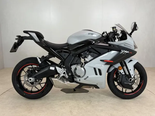2026 Cfmoto 675 SR-R - €8,999 (1/1)