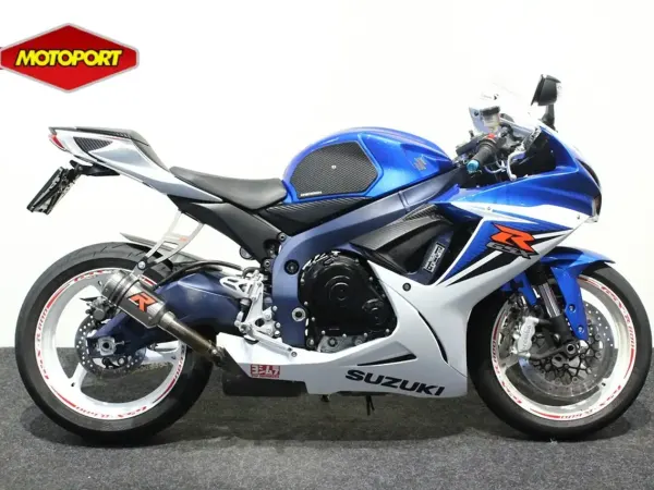 2011 Suzuki GSX-R 600 - € 7.995 (1/1)