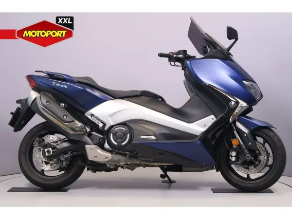 2017 Yamaha Tmax DX - € 8.490 (1/1)
