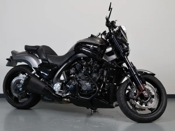 2016 Yamaha VMX 1700 VMAX - €16,950 (1/1)