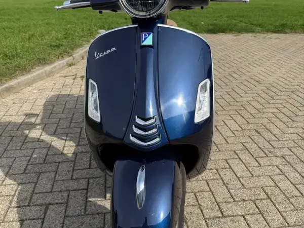 2019 Vespa GTS 300 - € 5.599 (1/1)