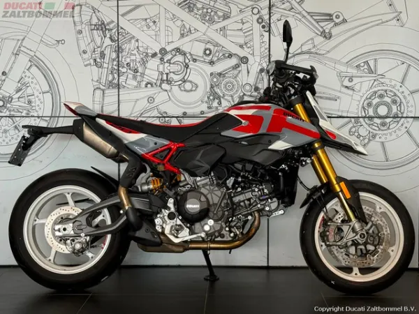 2026 Ducati Hypermotard V2 - €23,390 (1/1)