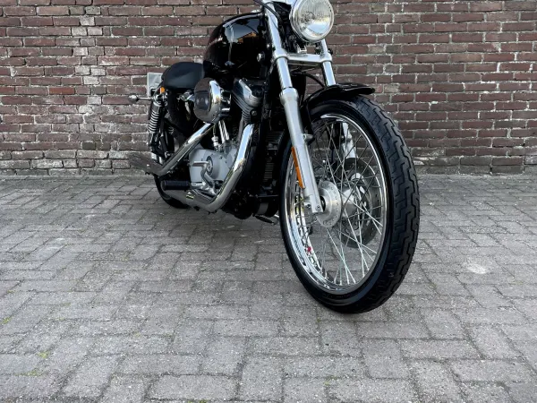 2004 Harley-Davidson XL53C Custom 883 - € 5.750 (1/1)