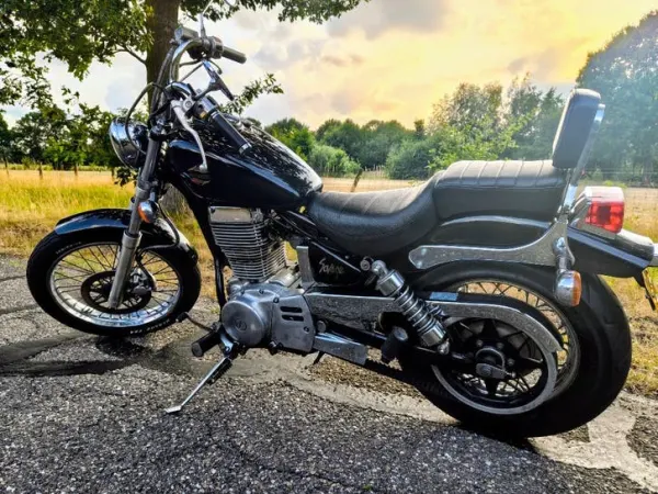 1992 Suzuki LS 650 - € 1.250 · Bieden (1/1)