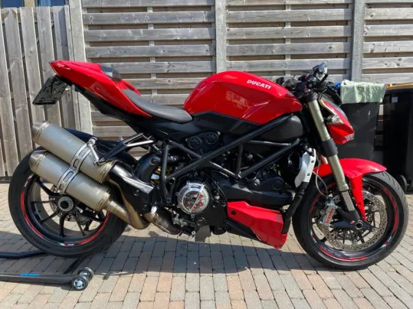 Year unknown Ducati Streetfighter 1098 - €9,250 (1/1)