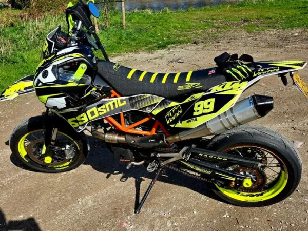 2014 KTM 690 SMC R | Uniek | Veel PowerParts | Akra | DVR - €6,100 · Bidding (1/1)