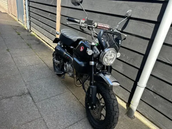2025 Honda Monkey 125 - € 4.500 · Bieden (1/1)