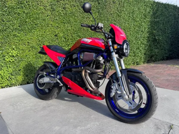 2000 Buell X1 Lightning 1203cc – Nuclear Blue – 29.951 km - € 5.950 (1/1)
