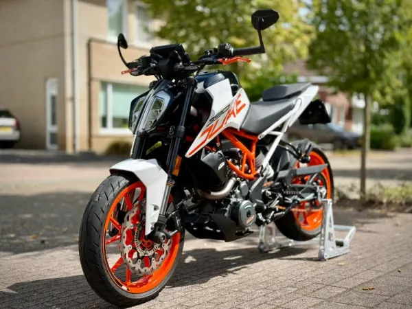 2017 KTM 390 Duke - € 3.950 (1/1)