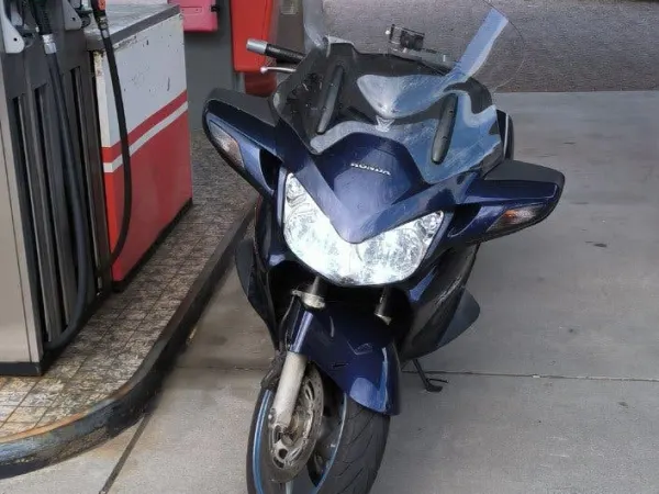 2004 Honda ST1300 Pan European 2004-Volledig Uitgerust - €3,600 · Bidding (1/1)