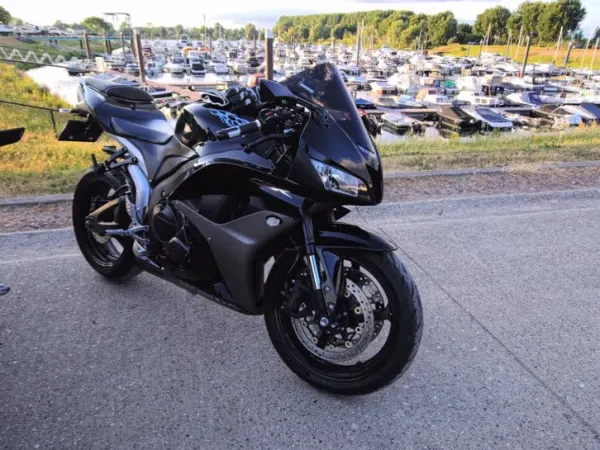 2009 Honda CBR 600 RR - €6,000 (1/1)