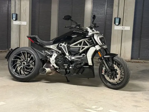2017 Ducati Xdiavel s - €15,250 · Bidding (1/1)