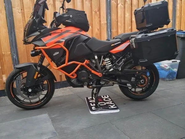 2020 KTM 1290 Super Adventure S-vol Opties - €14,499 · Bidding (1/1)