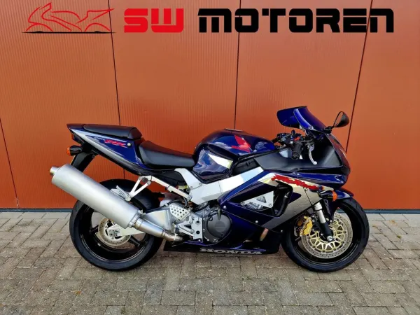 2001 Honda CBR 900 RR Fireblade - €6,950 (1/1)
