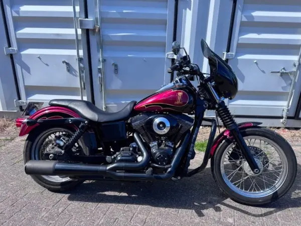 2011 Harley-Davidson Dyna Super Glide - Bidding (1/1)