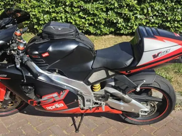 Bouwjaar onbekend Aprilia RSV Mille - € 3.195 · Bieden (1/1)
