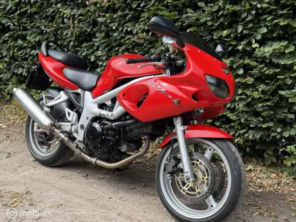 1999 Suzuki sv 650 x - € 1.999 (1/1)