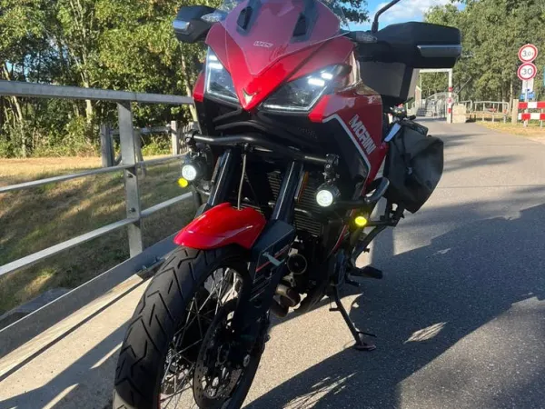 2022 Moto Morini X-Cape - €5,000 · Bidding (1/1)