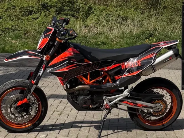 Year unknown KTM 690 SMC R Vol Vermogen-Rijklaar & Bomvol Extra's - €6,250 · Bidding (1/1)
