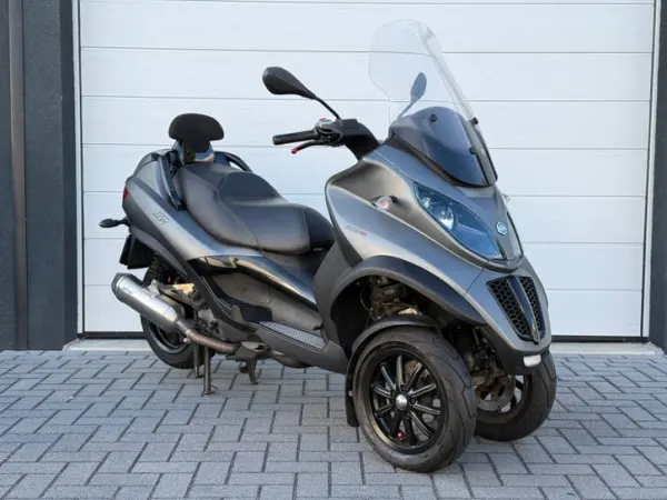 2011 Piaggio MP3 500 - Reserved (1/1)