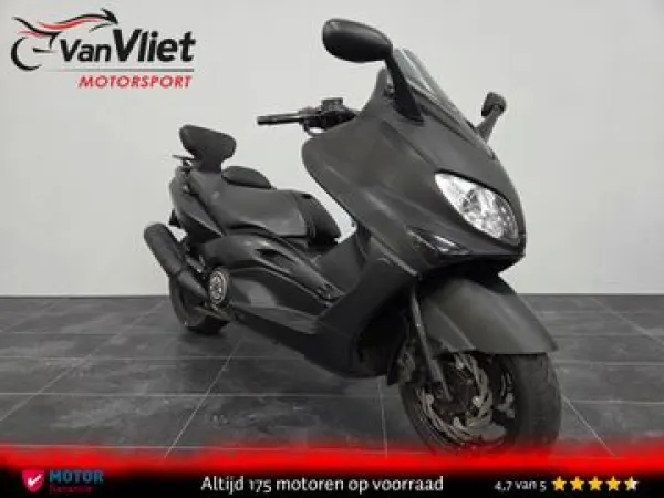 2004 Yamaha Tmax Blackmax - € 1.690 (1/1)