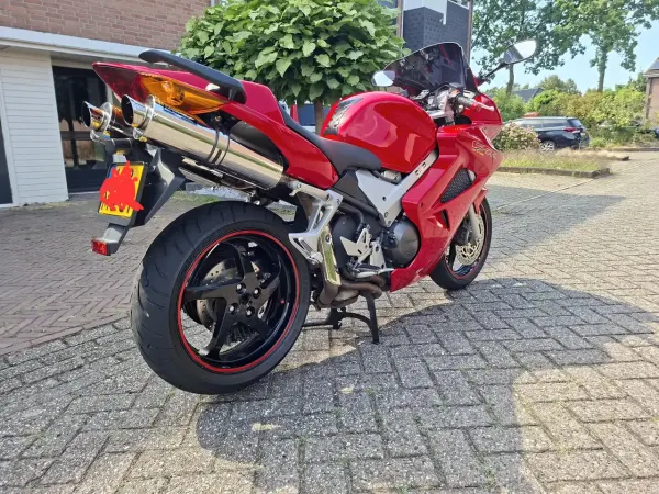 2002 Honda VFR 800 - € 3.500 (1/1)