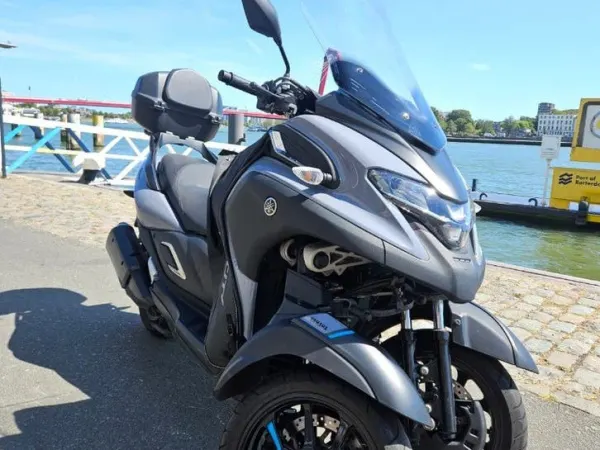 2021 Yamaha Tricity 300 ABS (bj 2021) - €6,950 · Bidding (1/1)