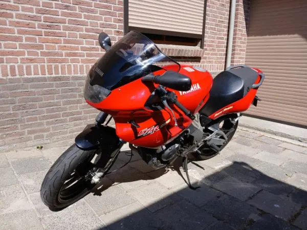 1997 Yamaha SZR 660 - €1,700 · Bidding (1/1)