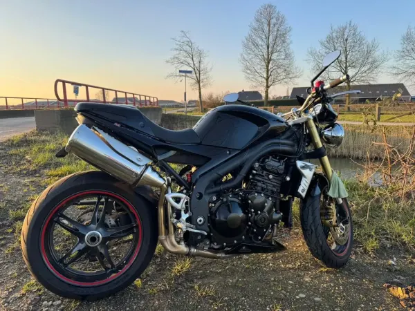 2005 Triumph Speed Triple 1050 - € 2.500 (1/1)