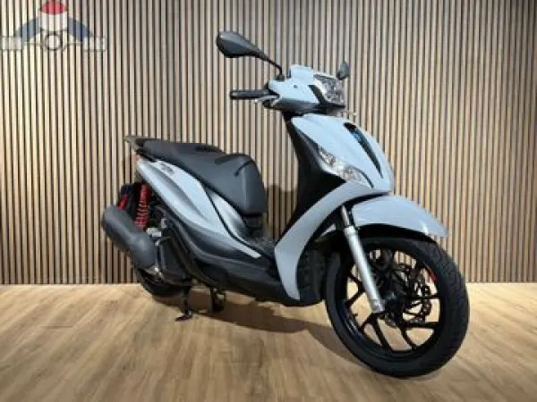 2024 Piaggio Medley S 125 i-get - €2,950 (1/1)