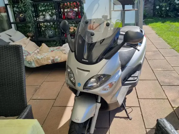2004 Piaggio X 9 - € 1.800 (1/1)