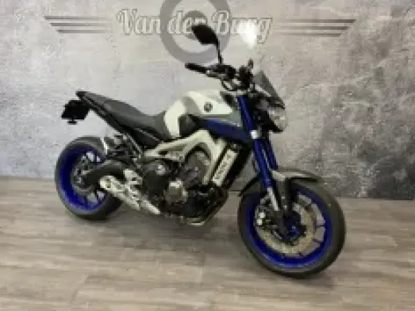 2015 Yamaha MT 09 ABS - € 5.995 (1/1)