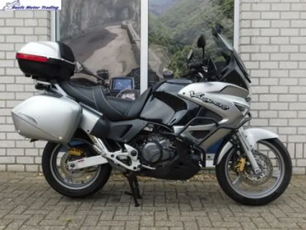 2004 Honda XL 1000 V Varadero ABS - € 4.250 (1/1)
