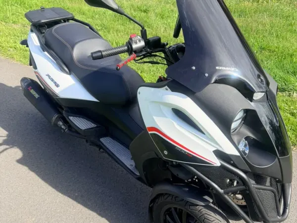 2015 Gilera Fuoco 500LT. Akra, Topkoffer. Zeer Nette staat!! - €5,199 (1/1)