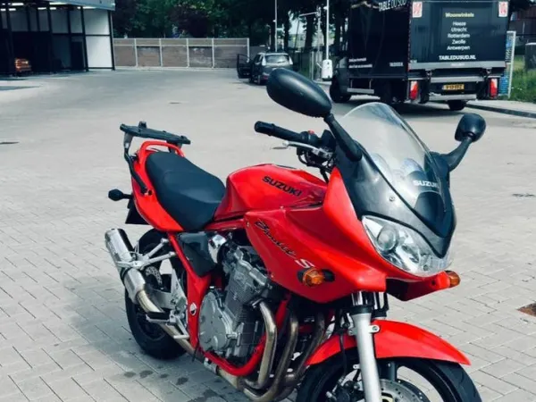 2002 Suzuki Bandit 600 - €2,000 · Bidding (1/1)
