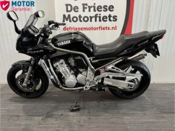 2003 Yamaha FZS 1000 Fazer - € 3.699 (1/1)