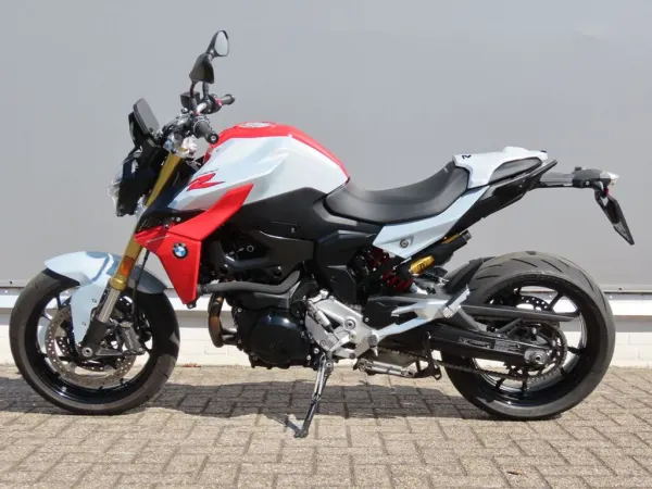 2020 BMW F 900 R - € 9.250 (1/1)