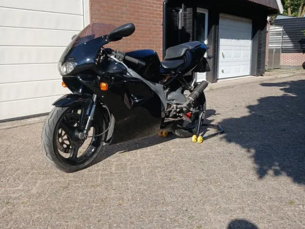 1997 Aprilia RS 125 - €2,800 · Bidding (1/1)