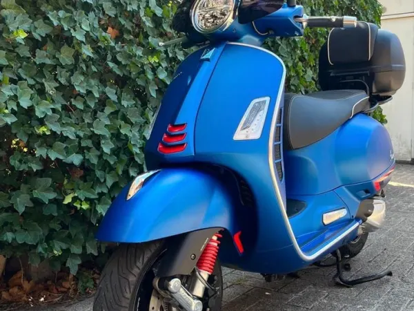 2019 Vespa GTS Super 300 - € 5.650 (1/1)