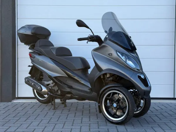 2015 Piaggio MP3 LT - € 4.500 (1/1)