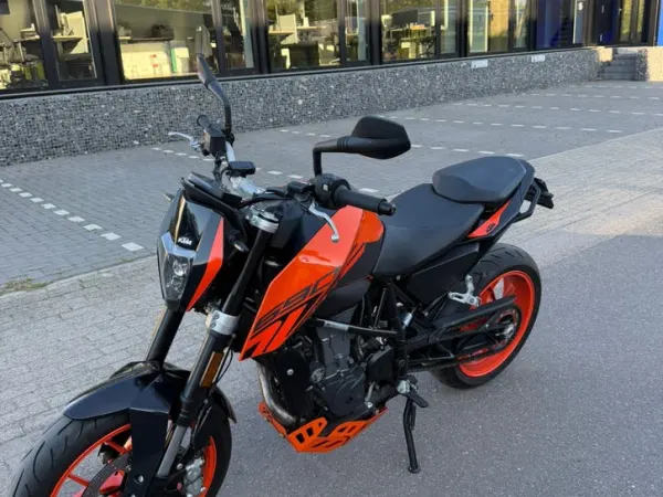 2018 KTM 690 Duke - €5,990 · Bidding (1/1)