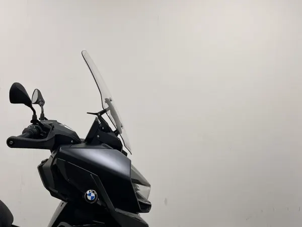 2026 BMW C 400 GT - € 10.350 (1/1)