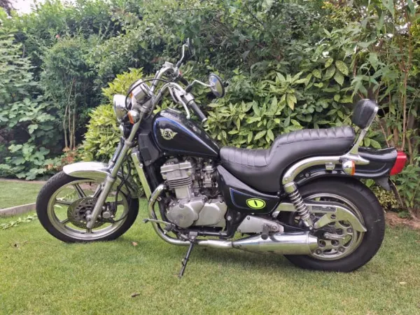 Year unknown Kawasaki EN 500 - Bidding (1/1)