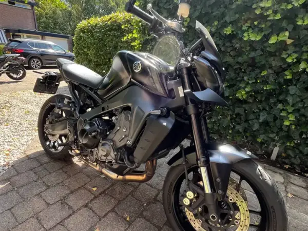 2021 Yamaha MT-09 - € 7.999 (1/1)