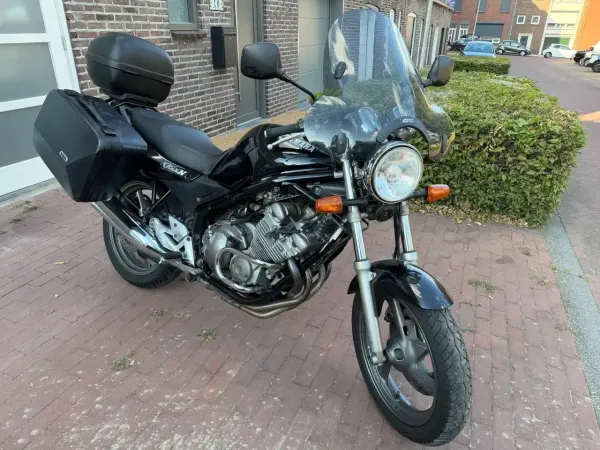 1997 Yamaha XJ 600 - €1,000 (1/1)