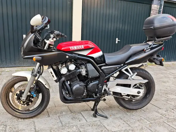 1999 Yamaha FZS 600 - €800 (1/1)