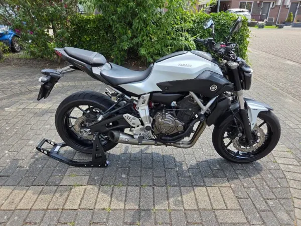 2014 Yamaha MT-07 - €4,400 · Bidding (1/1)