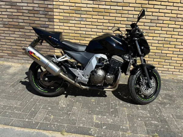 2006 Kawasaki Z 750 - € 3.250 · Bieden (1/1)