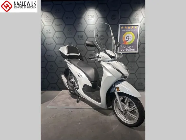 2022 Honda SH 350I - € 4.750 (1/1)